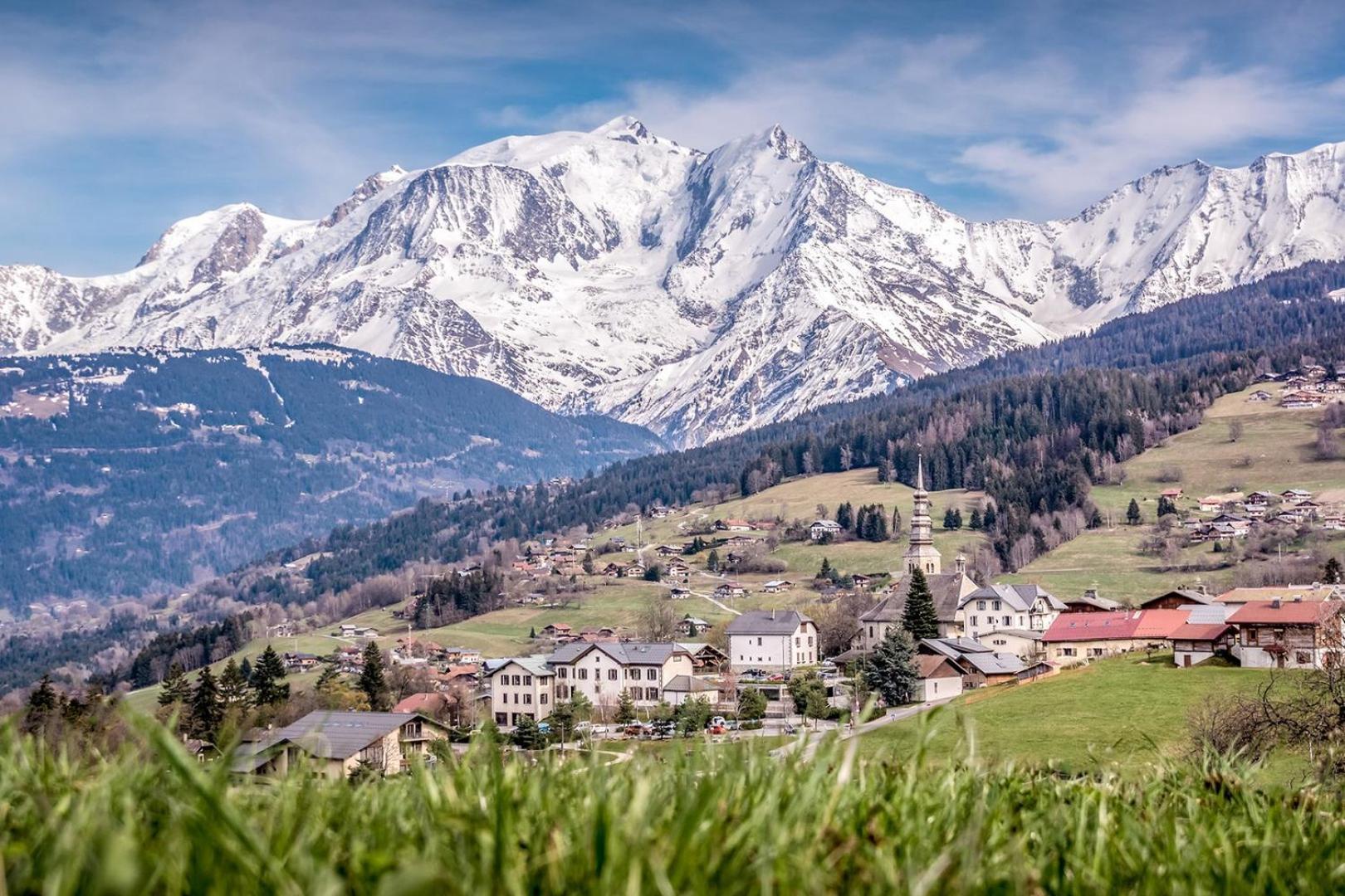 Apartment Au Bon Coin - Luxury Chamonix Hidden Haven, Mont Blanc View, Hot Tub And Garden Εξωτερικό φωτογραφία