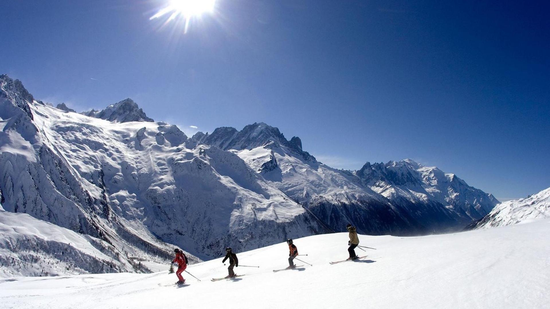 Apartment Au Bon Coin - Luxury Chamonix Hidden Haven, Mont Blanc View, Hot Tub And Garden Εξωτερικό φωτογραφία