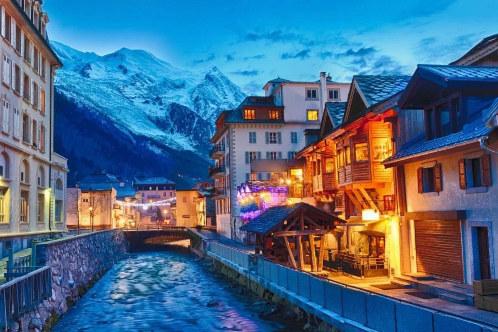 Apartment Au Bon Coin - Luxury Chamonix Hidden Haven, Mont Blanc View, Hot Tub And Garden Εξωτερικό φωτογραφία