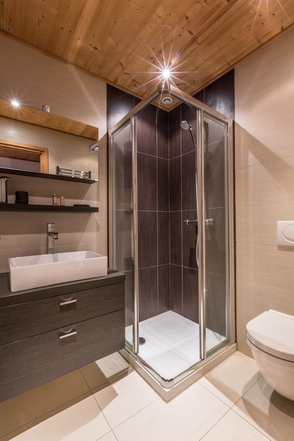Apartment Au Bon Coin - Luxury Chamonix Hidden Haven, Mont Blanc View, Hot Tub And Garden Εξωτερικό φωτογραφία