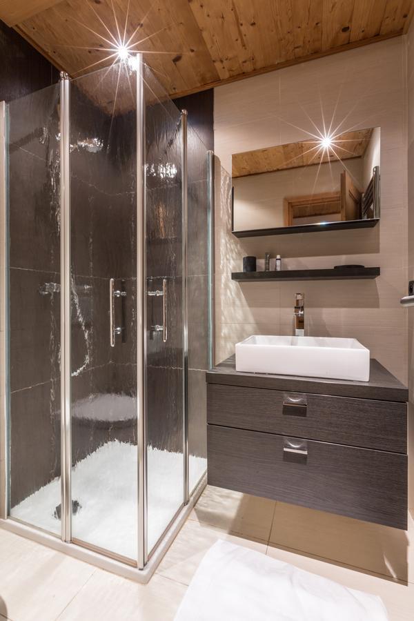 Apartment Au Bon Coin - Luxury Chamonix Hidden Haven, Mont Blanc View, Hot Tub And Garden Εξωτερικό φωτογραφία